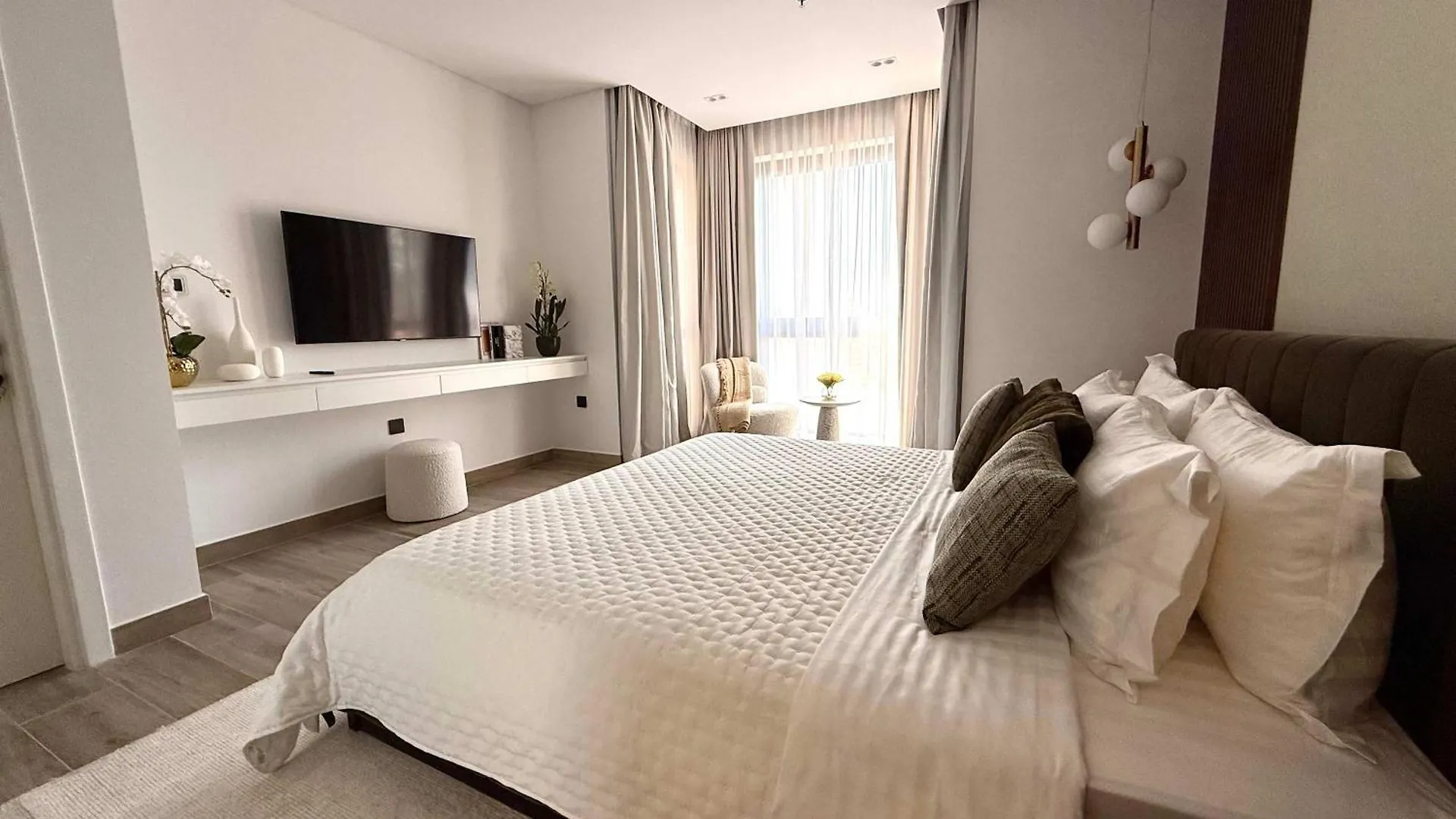 Reimagined 3Br Apartment In 5-Star Resort Dubaj