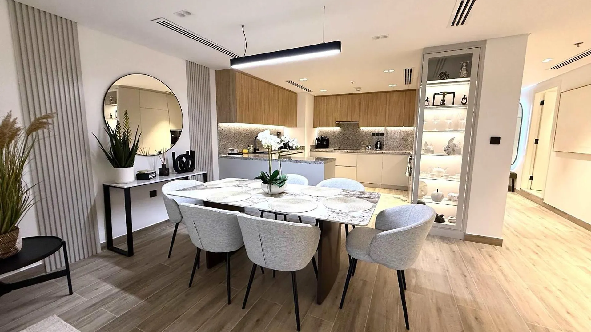 Reimagined 3Br Apartment In 5-Star Resort Dubaj 0*,