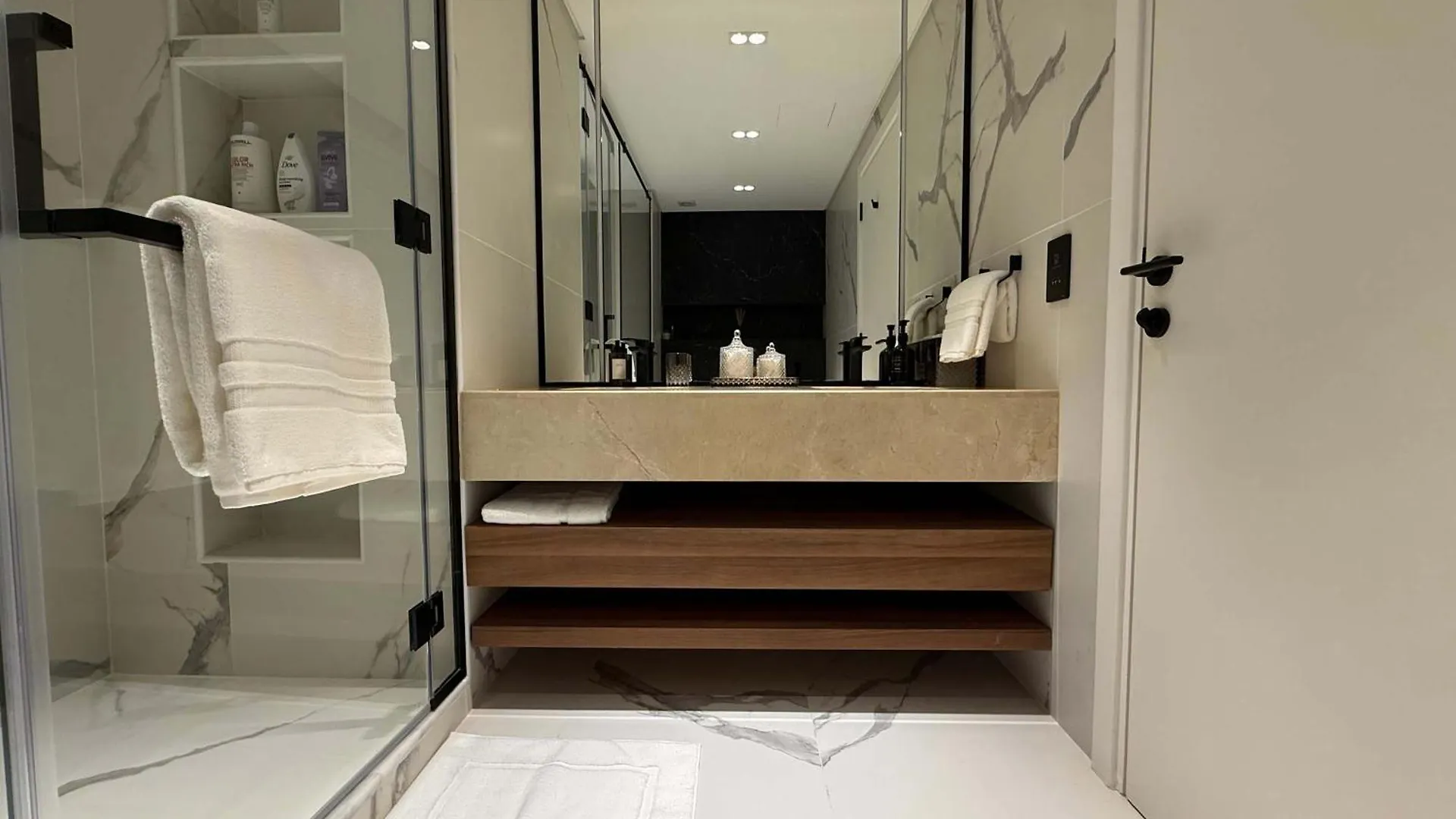 Reimagined 3Br Apartment In 5-Star Resort Dubai